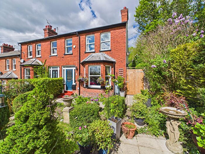 3 Bedroom Terraced House For Sale In Lower Hammersley Lane, High Wycombe, HP13