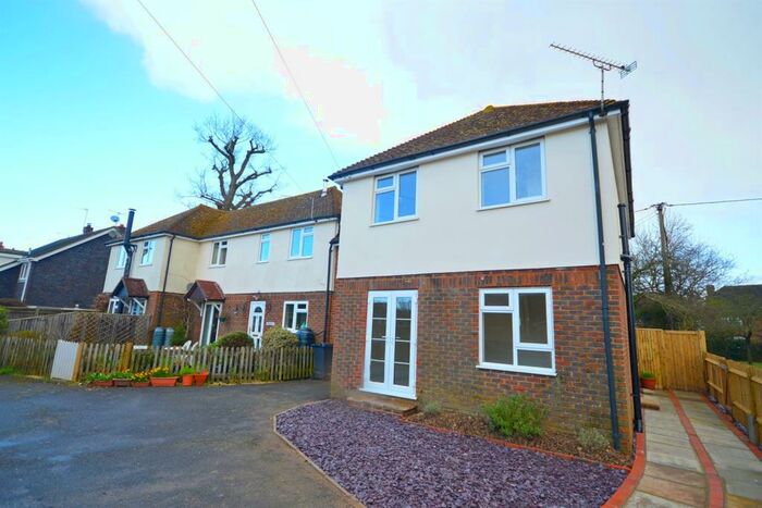 3 Bedroom End Of Terrace House To Rent In Townfield, Kirdford, RH14