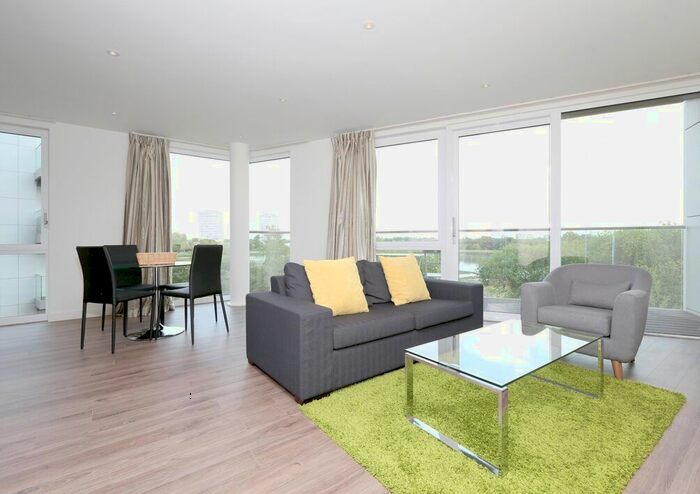 2 Bedroom Flat To Rent In City View Apartments, N4