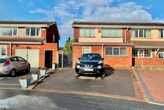 3 Bedroom Property To Rent In Highfield Avenue, Walsall, WS4