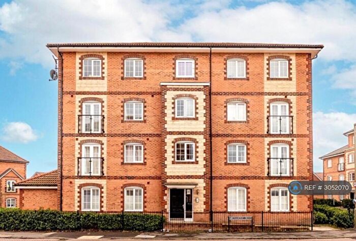 2 Bedroom Flat To Rent In Diamond Drive, Didcot, OX11