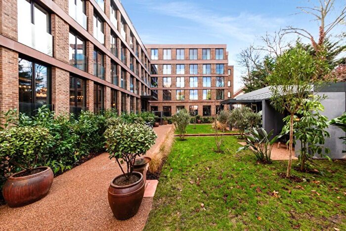 Studio To Rent In Honeyman Close, London, NW6