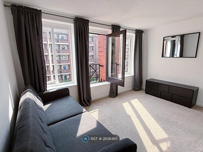 1 Bedroom Flat To Rent In Discovery Walk, London, E1W