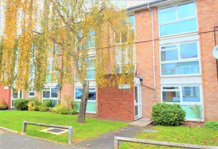 2 Bedroom Flat To Rent In Howard Road, Bromley, BR1