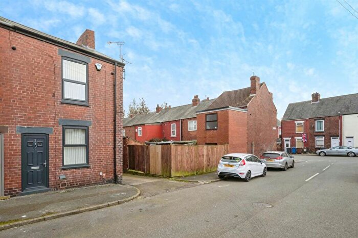 2 Bedroom End Of Terrace House For Sale In Cross Street, Goldthorpe, Rotherham, S63
