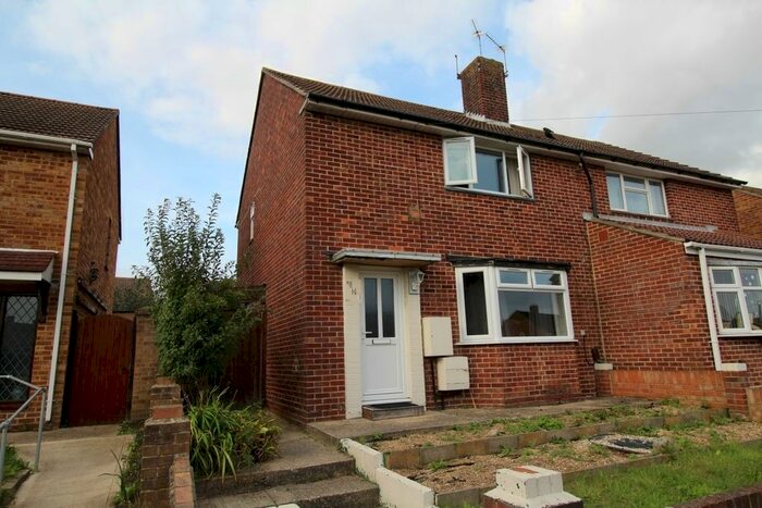 2 Bedroom Detached House To Rent In Middle Park Way, Havant, Hampshire, PO9