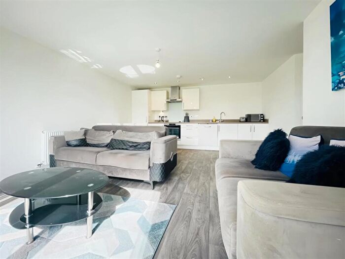 2 Bedroom Flat To Rent In Cadbury House, St Lukes Road, Birmingham, B5