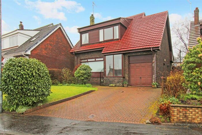 4 Bedroom Detached House For Sale In Lomond Crescent, Beith, KA15