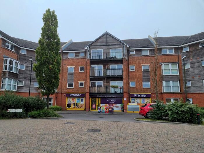 1 Bedroom Flat To Rent In Yersin Court, Swindon, SN1