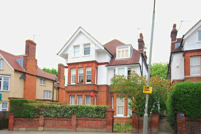 1 Bedroom Flat To Rent In Lytton Grove, Putney, London, SW15