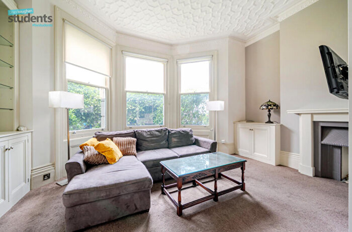 Flat To Rent In Buckingham Road, Brighton, East Sussex, BN1