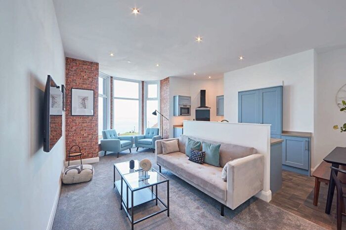 3 Bedroom Flat To Rent In Whitby, YO21