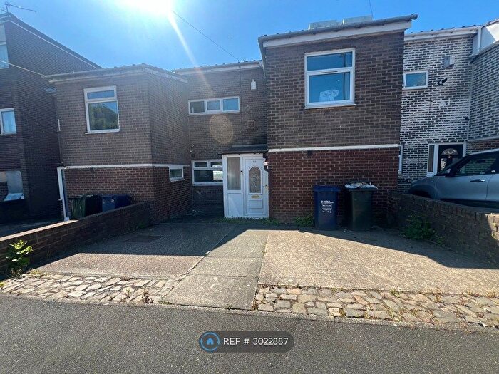 4 Bedroom Terraced House To Rent In Cookson Close, Newcastle Upon Tyne, NE4