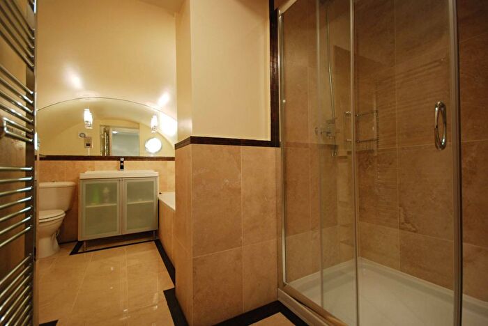 2 Bedroom Flat To Rent In Ifield Road, South Kensington, London, SW10