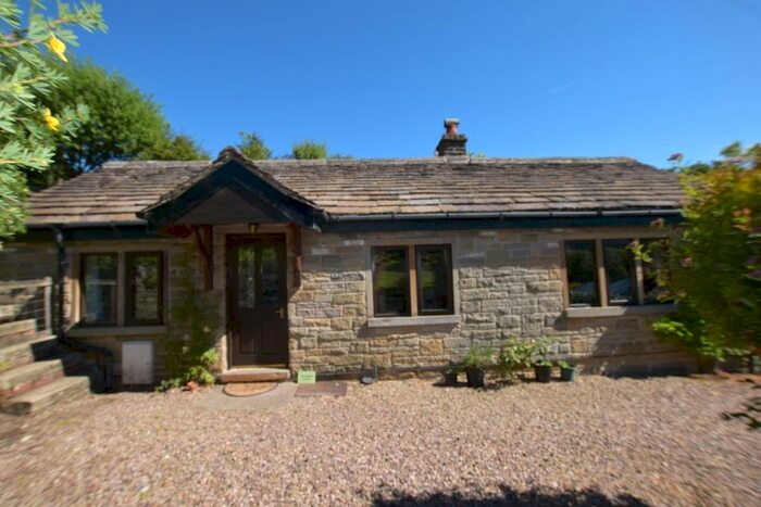 1 Bedroom Detached Bungalow To Rent In Stoneheads Farm, Whaley Lane, Whaley Bridge, SK23