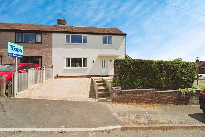 3 Bedroom Semi-Detached House For Sale In Festival Road, Ilkeston, DE7