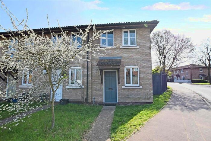 1 Bedroom End Of Terrace House To Rent In Sonning Gardens, Hampton, TW12