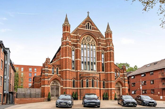 1 Bedroom Flat To Rent In Holden Road, London, N12