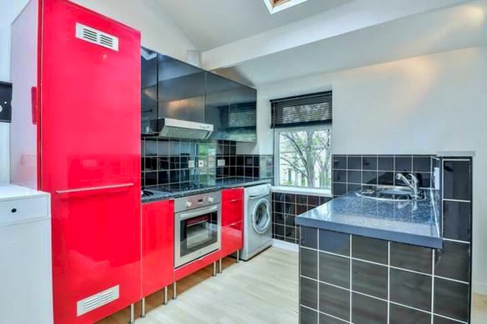 1 Bedroom House To Rent In Hibson Road, Nelson, BB9