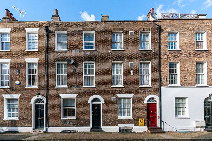 4 Bedroom Terraced House To Rent In Mount Terrace, London, E1