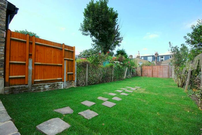 4 Bedroom House To Rent In Dunstans Road, East Dulwich, London, SE22