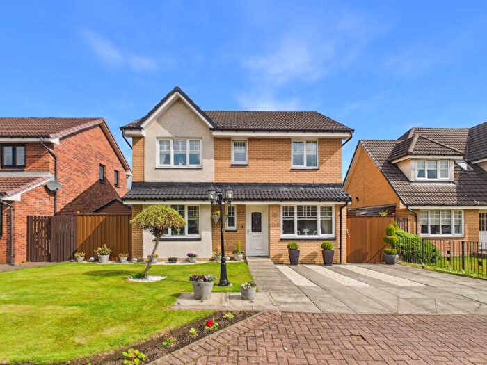 4 Bedroom Detached House For Sale In North Calder Place, Uddingston, G71