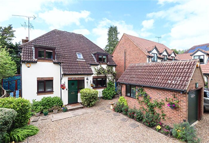 4 Bedroom Detached House For Sale In Westwick Row, Hemel Hempstead, Hertfordshire, HP2