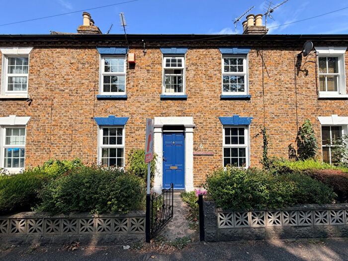 2 Bedroom Terraced House For Sale In Albion Road, Broadstairs, CT10