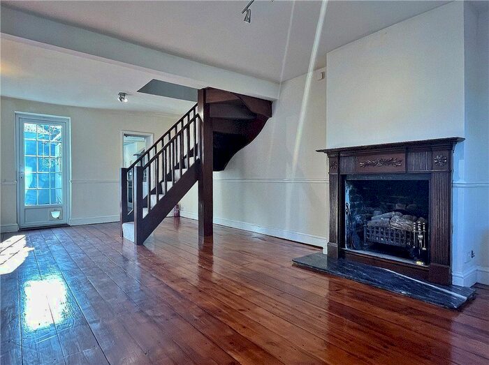 2 Bedroom Terraced House To Rent In Wraysbury Road, Staines, Middlesex, TW18