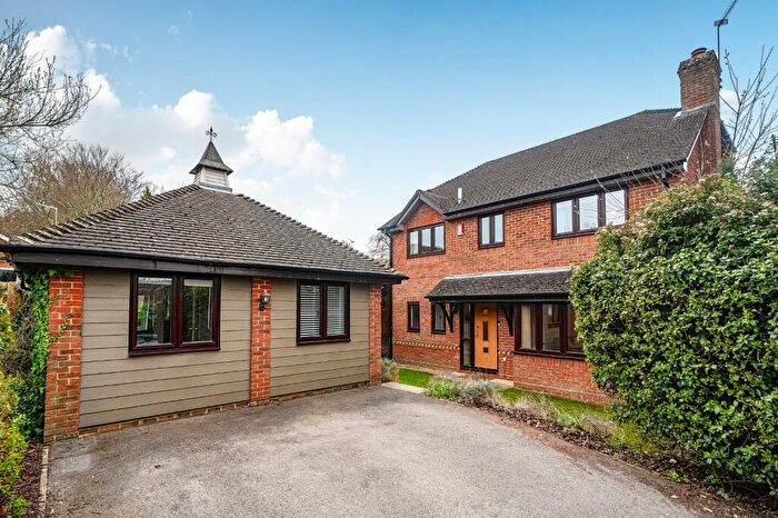 4 Bedroom Detached House For Sale In Lynn Way, Kings Worthy, Winchester, Hampshire, SO23