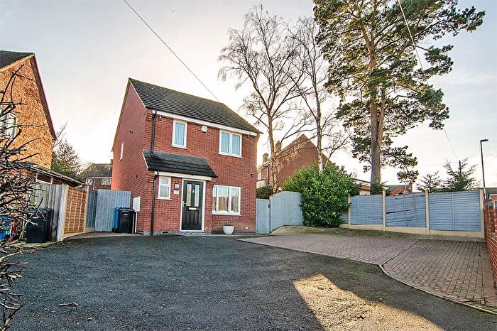 3 Bedroom Detached House For Sale In Low Street, Cheslyn Hay, Walsall, WS6