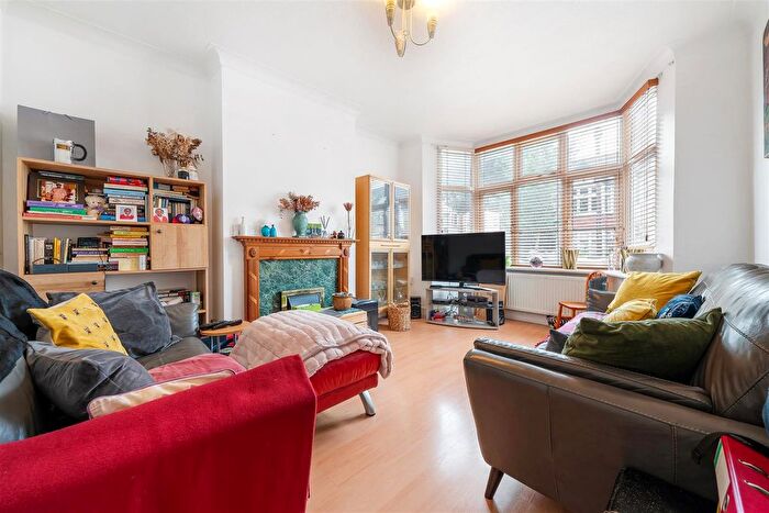 3 Bedroom Terraced House For Sale In Sheringham Road, Penge, London, SE20