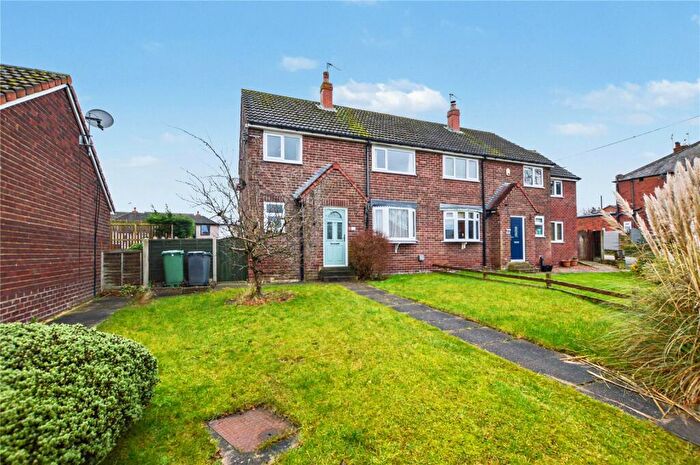 3 Bedroom Semi-Detached House For Sale In Windmill Green, Rothwell, Leeds, West Yorkshire, LS26