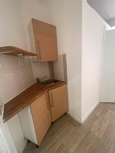 1 Bedroom Studio To Rent In London, IG11