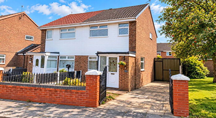 3 Bedroom Semi-Detached House For Sale In Ottery Close, Marshside, Southport, PR9