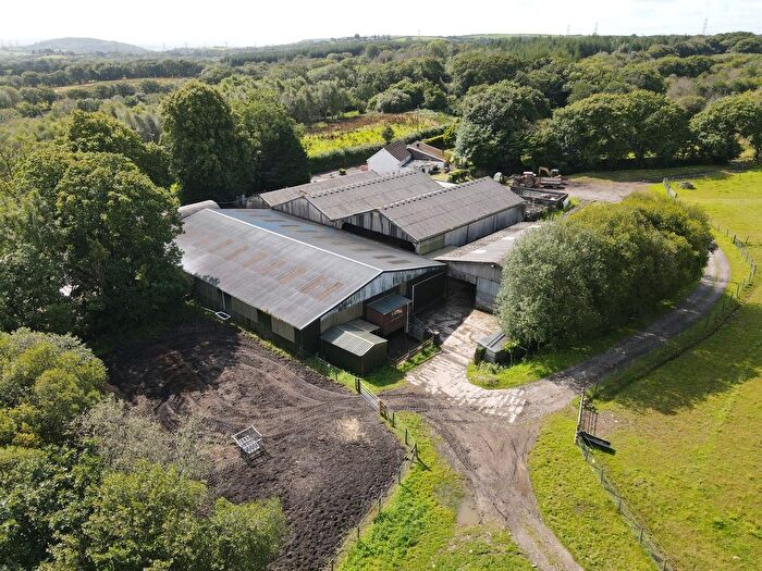 3 Bedroom Farm For Sale In Cross Hands, Llanelli, SA14