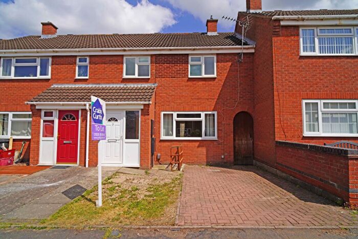 3 Bedroom Semi-Detached House To Rent In Hellidon Close, Leamington Spa, Warwickshire, CV32