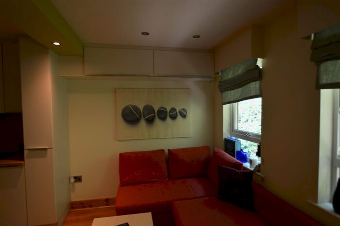 1 Bedroom Flat To Rent In Spinney Close, Glen Parva, Leicester, LE2