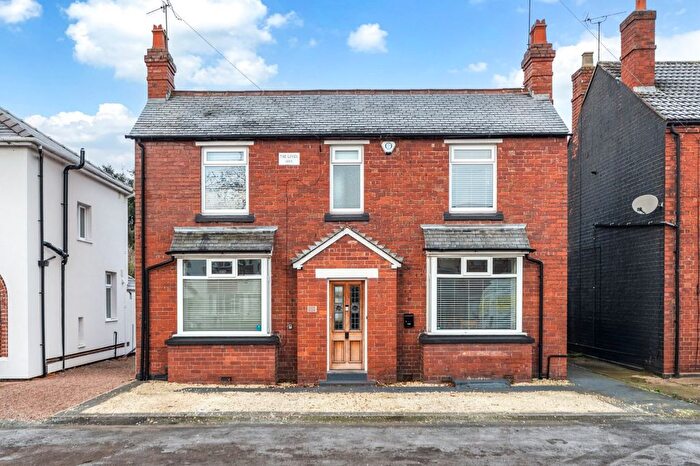 4 Bedroom Detached House For Sale In Neville Avenue, Kidderminster, Worcestershire, DY11