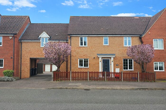 4 Bedroom End Of Terrace House For Sale In St Johns Road, Arlesey, SG15