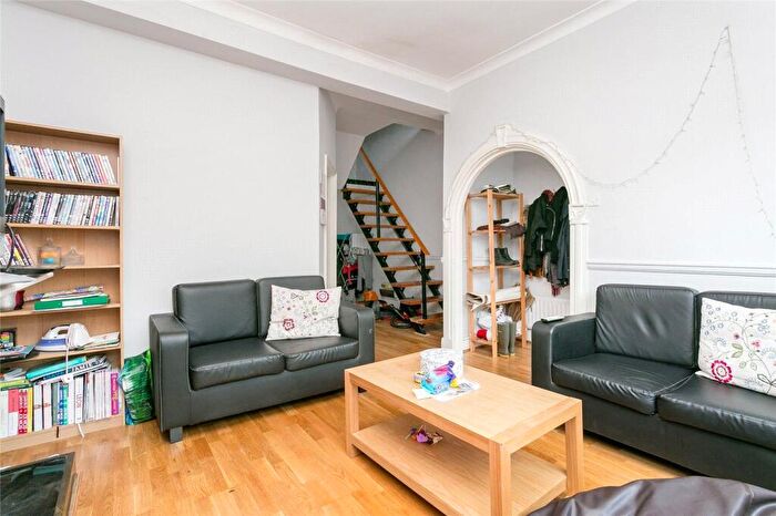 4 Bedroom Terraced House To Rent In Maritime Street, Bow, E3