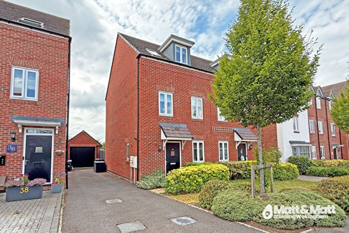 3 Bedroom Semi-Detached House For Sale In Wokingham, Berkshire, RG40