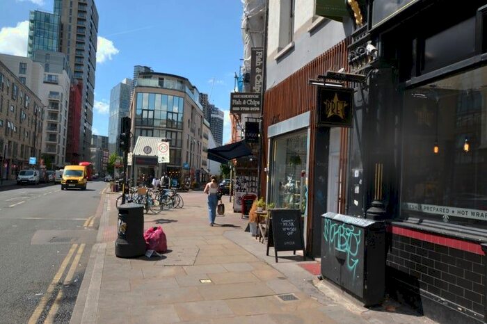 4 Bedroom Town House To Rent In Bethnal Green Road, London, E2