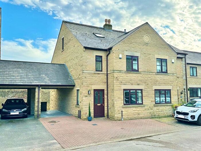 4 Bedroom Semi-Detached House For Sale In Old Smithy Road, New Mills, High Peak, SK22