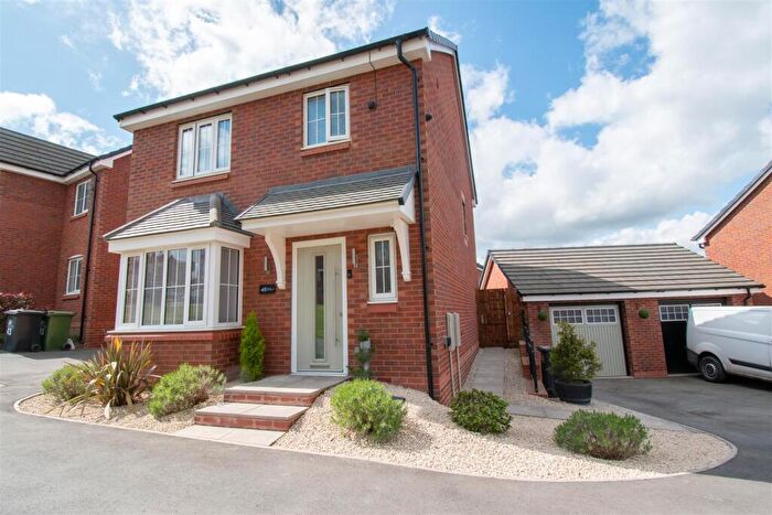 3 Bedroom Detached House For Sale In Coppice Farm Road, Ripley, DE5