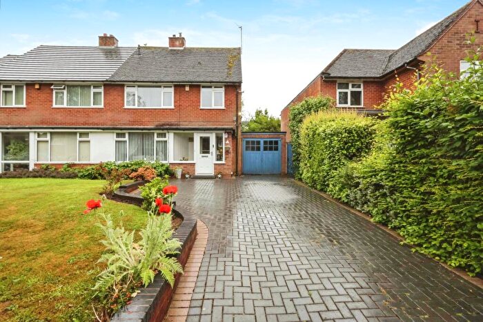 3 Bedroom Semi-Detached House For Sale In Swarthmore Road, Birmingham, West Midlands, B29
