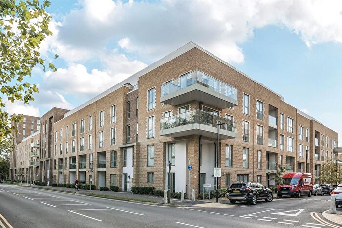 3 Bedroom Flat To Rent In Grahame Park Way, Grahame Park, NW9