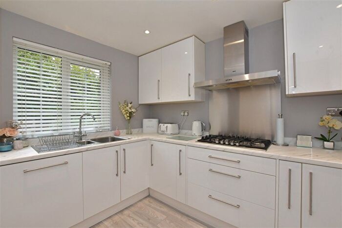 3 Bedroom Terraced House For Sale In Latimer Drive, Steeple View, Basildon, Essex, SS15