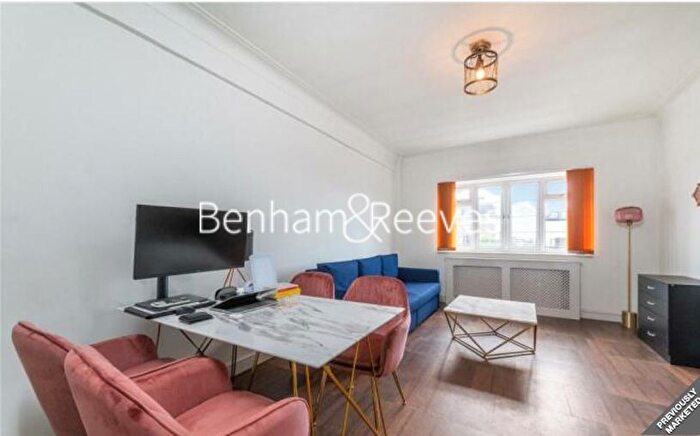 1 Bedroom Flat To Rent In Regency Lodge, Swiss Cottage, NW3