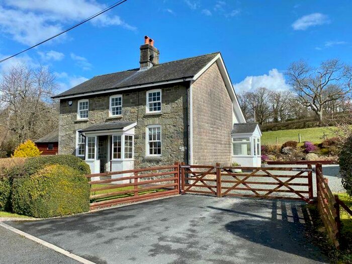 3 Bedroom Detached House For Sale In Llanelwedd, Builth Wells, LD2